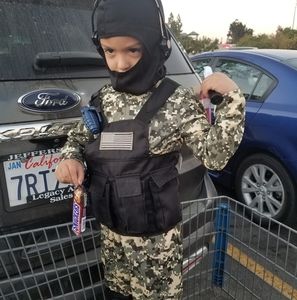 Meet your Posher, Alma